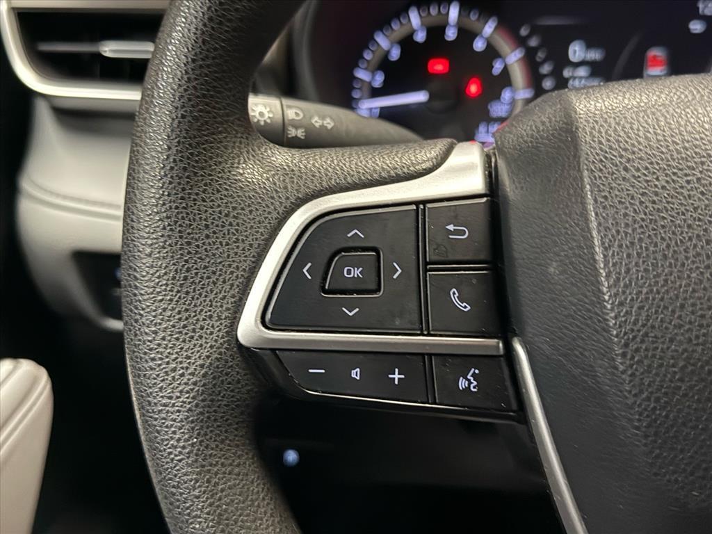 used 2023 Toyota Highlander car, priced at $27,288