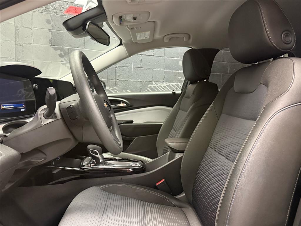 used 2025 Chevrolet Trax car, priced at $18,488