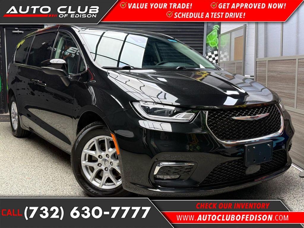 used 2023 Chrysler Pacifica car, priced at $21,888
