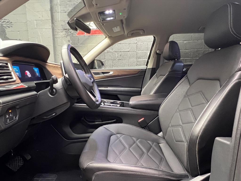 used 2024 Volkswagen Atlas car, priced at $23,888