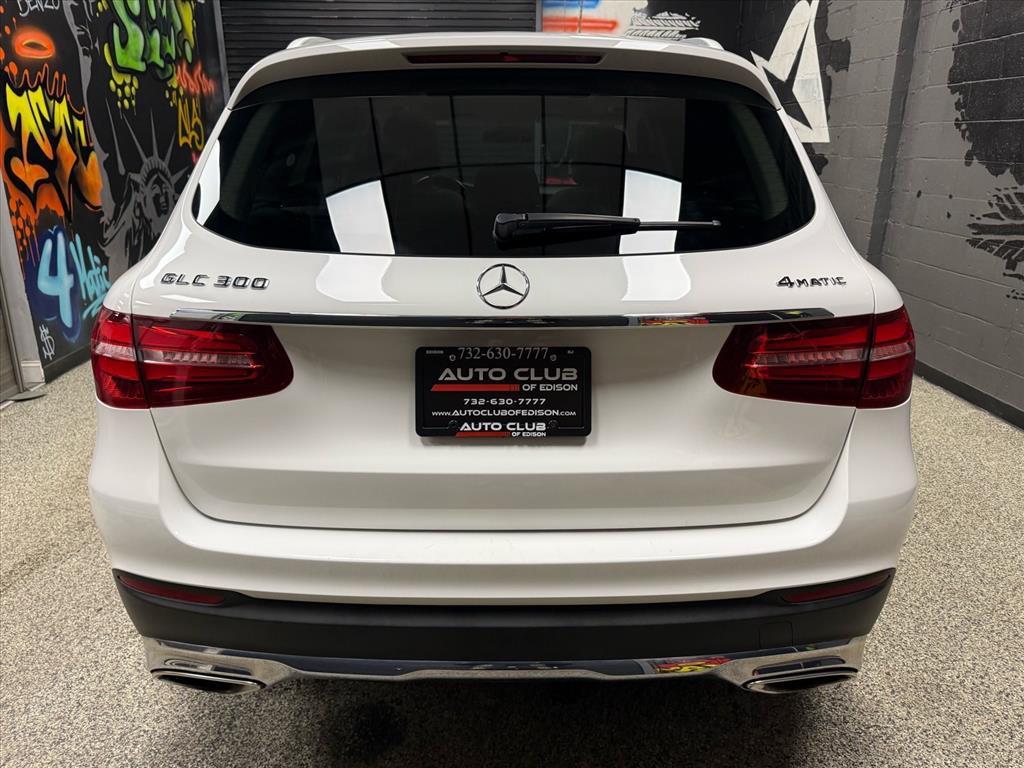used 2019 Mercedes-Benz GLC 300 car, priced at $18,888