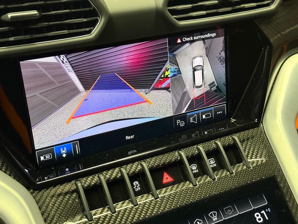 used 2024 Lamborghini Urus car, priced at $269,988