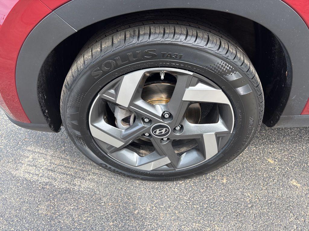 used 2024 Hyundai Venue car, priced at $18,995