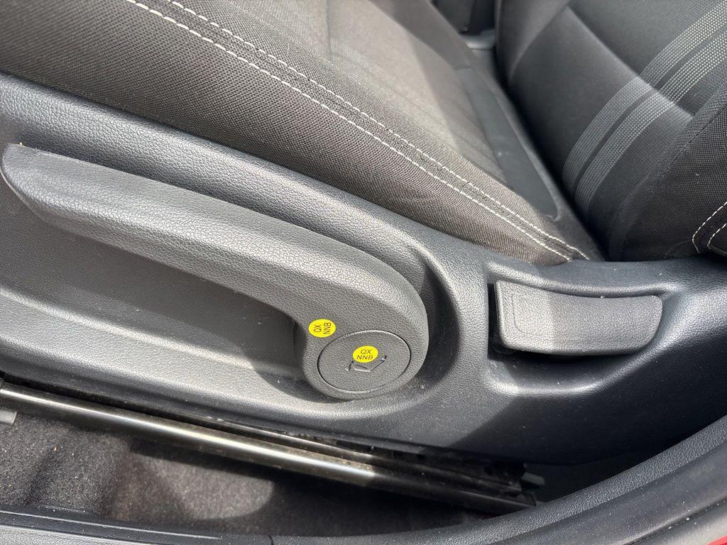 used 2024 Hyundai Venue car, priced at $18,995