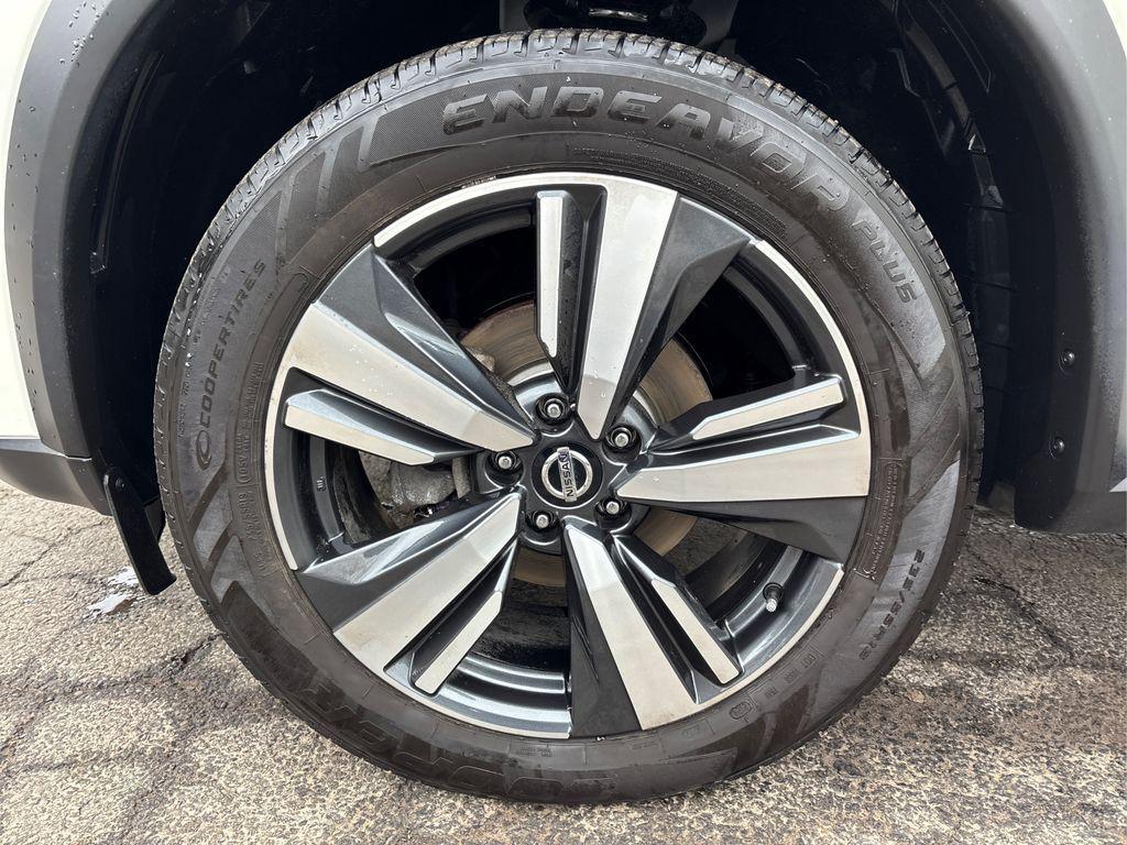 used 2021 Nissan Rogue car, priced at $23,377