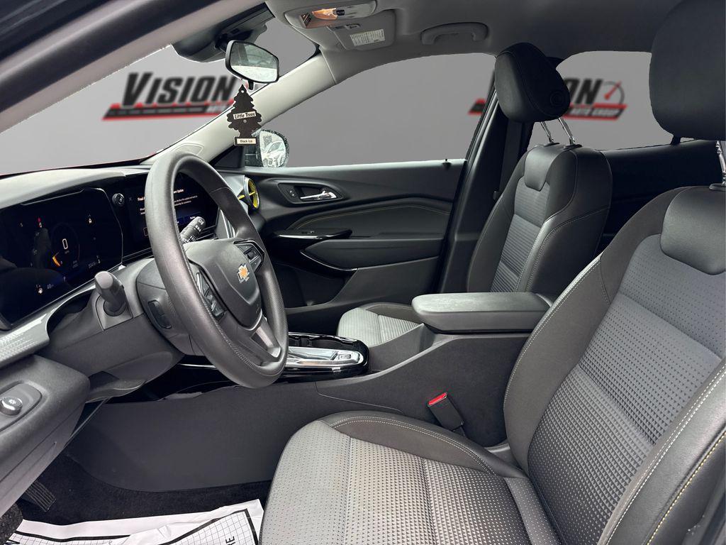 used 2024 Chevrolet Trax car, priced at $22,550