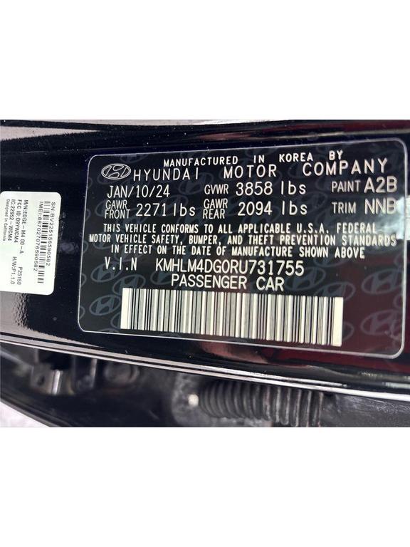 used 2024 Hyundai Elantra car, priced at $19,387