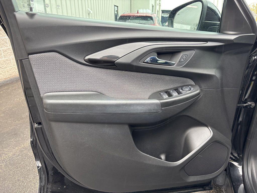 used 2021 Chevrolet TrailBlazer car, priced at $19,933