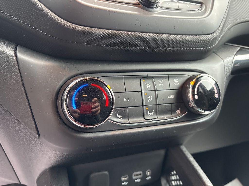 used 2021 Chevrolet TrailBlazer car, priced at $19,933