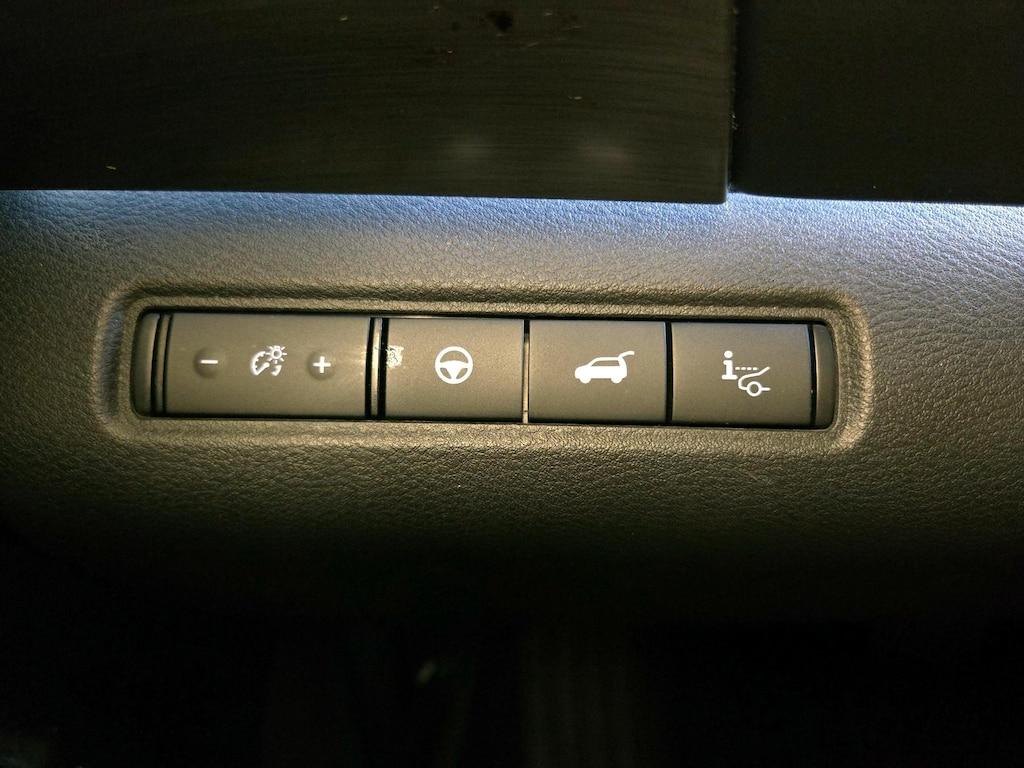 used 2022 Nissan Pathfinder car, priced at $33,998