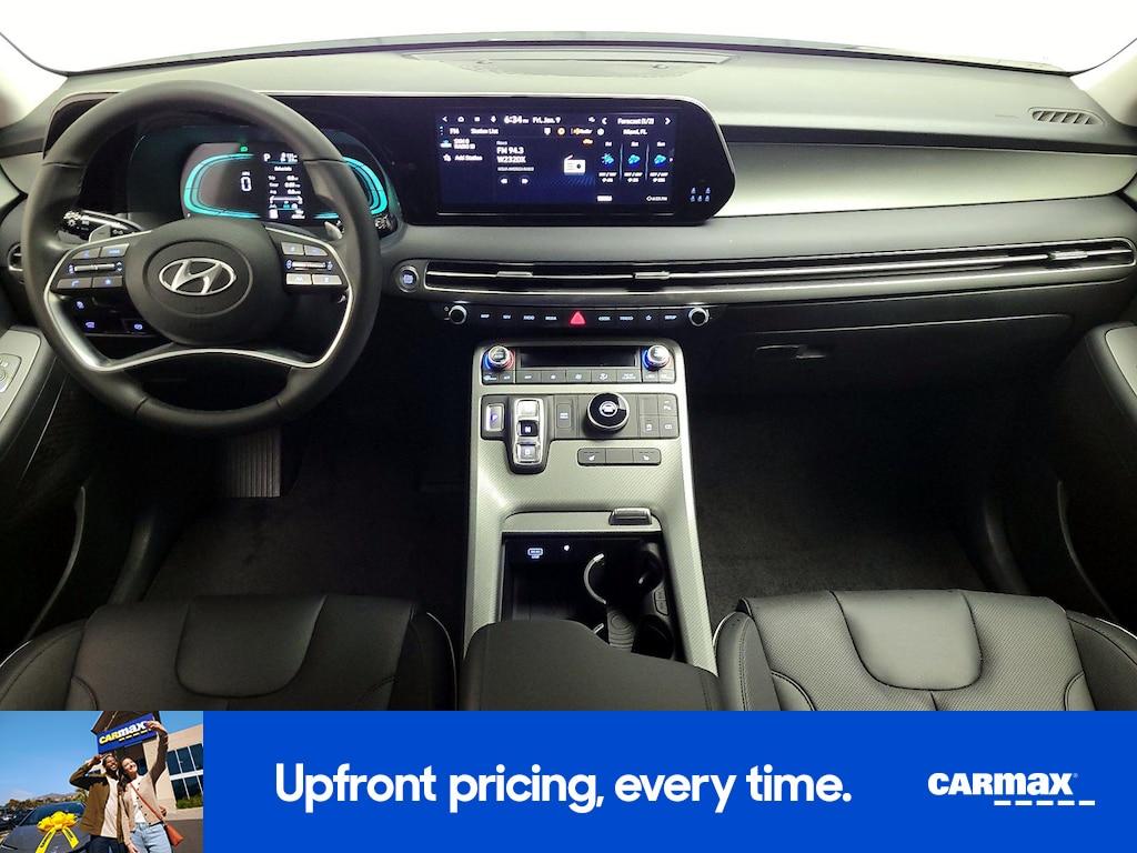 used 2025 Hyundai Palisade car, priced at $39,998