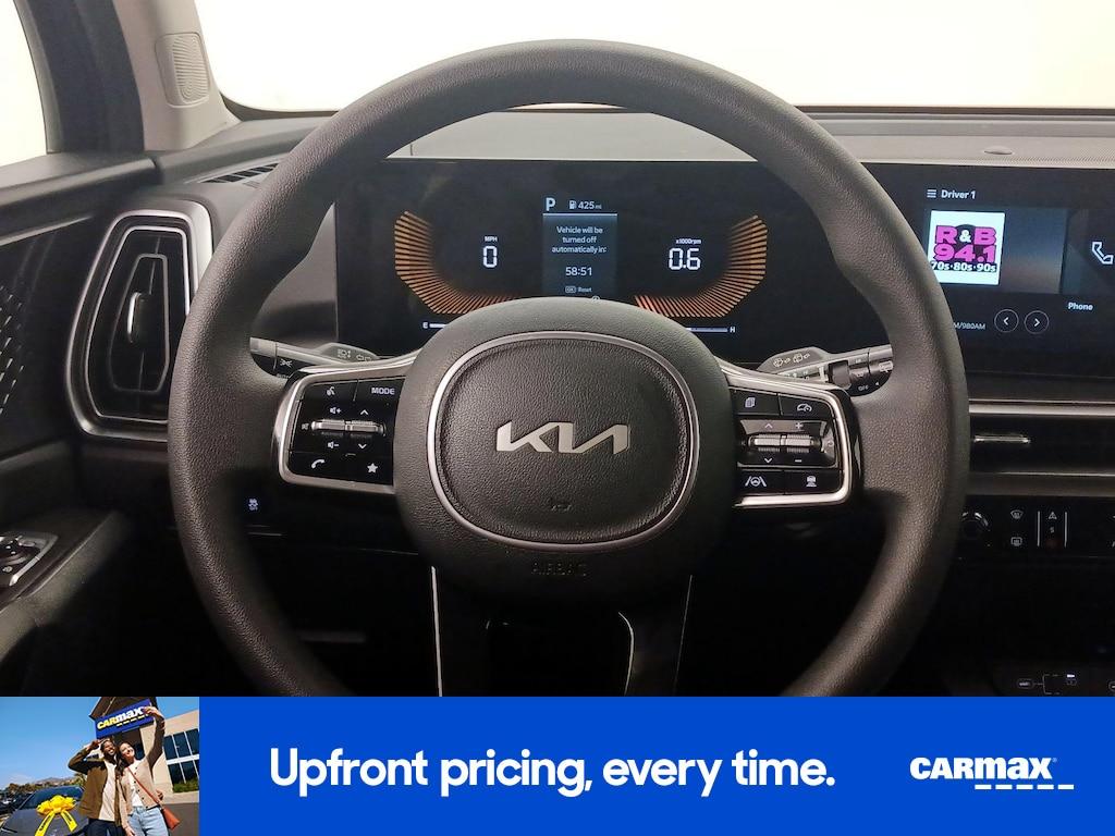 used 2025 Kia Sorento car, priced at $27,998