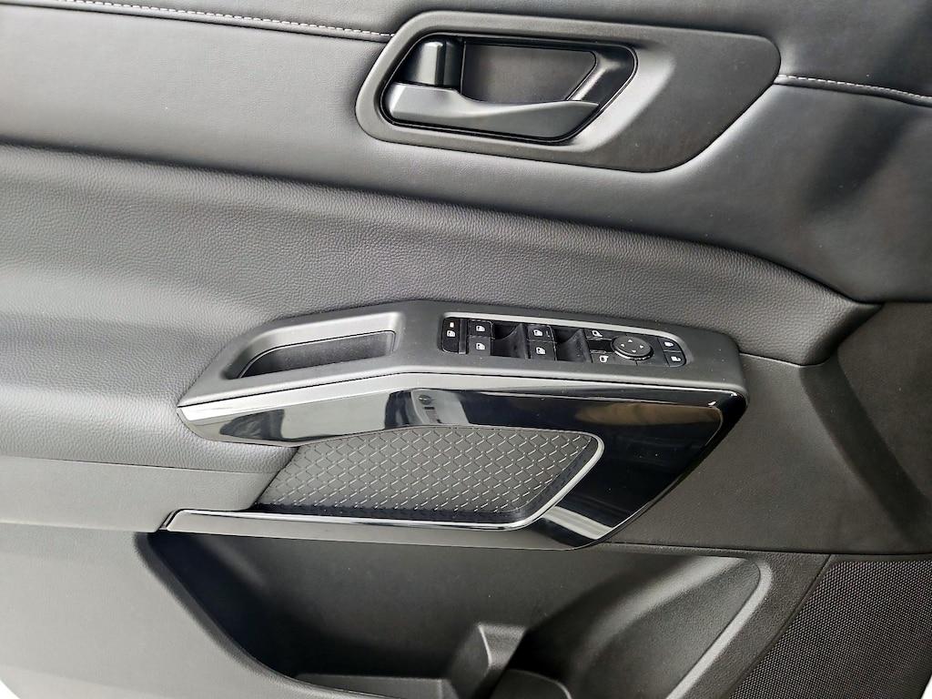 used 2024 Nissan Pathfinder car, priced at $28,998