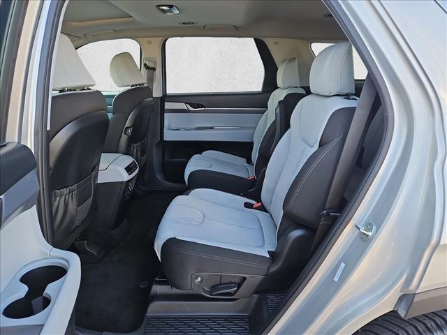 used 2022 Hyundai Palisade car, priced at $23,991