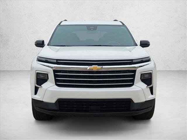 used 2025 Chevrolet Traverse car, priced at $34,995