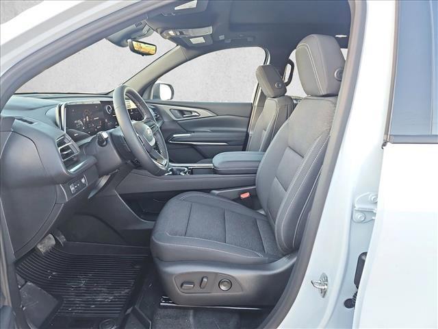 new 2026 Chevrolet Traverse car, priced at $46,900