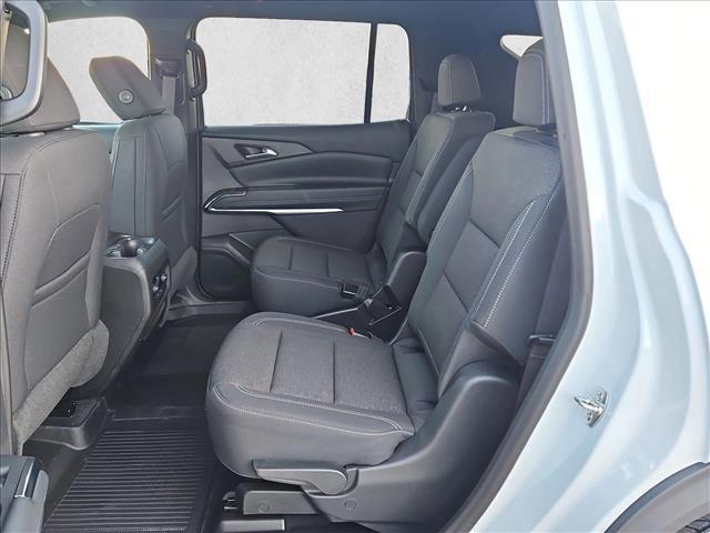 new 2026 Chevrolet Traverse car, priced at $46,900