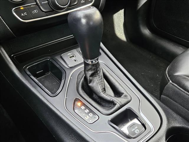 used 2019 Jeep Cherokee car, priced at $14,792