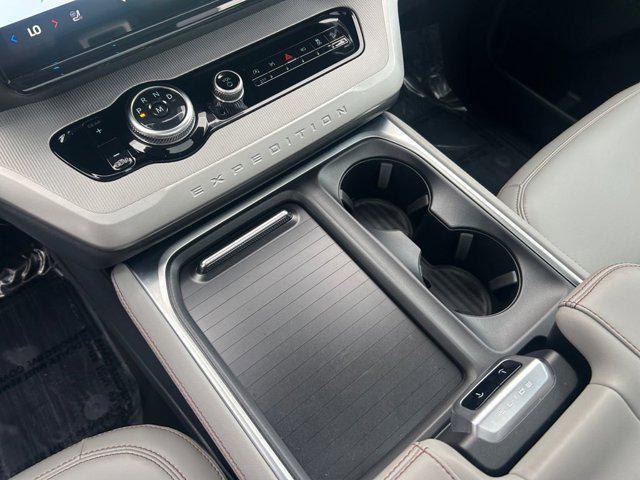 used 2025 Ford Expedition car, priced at $59,888