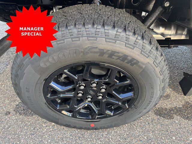 new 2025 Ford F-150 car, priced at $52,488