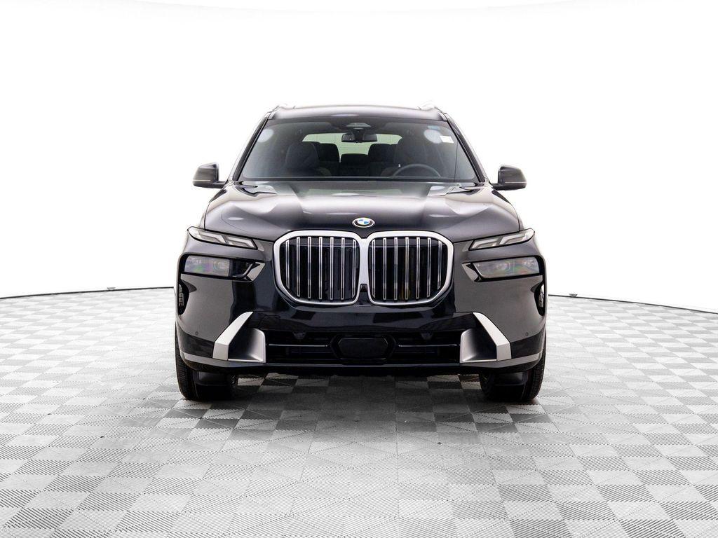 new 2026 BMW X7 car, priced at $92,125
