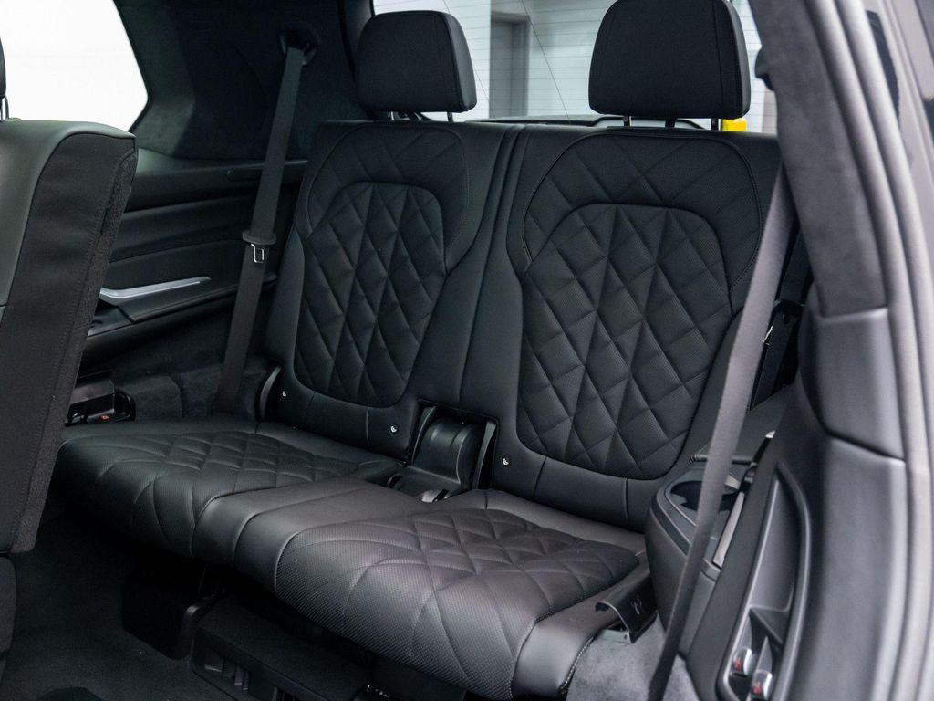 new 2026 BMW X7 car, priced at $92,125