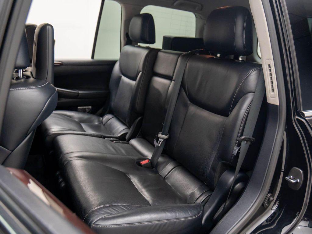 used 2014 Lexus LX 570 car, priced at $35,112