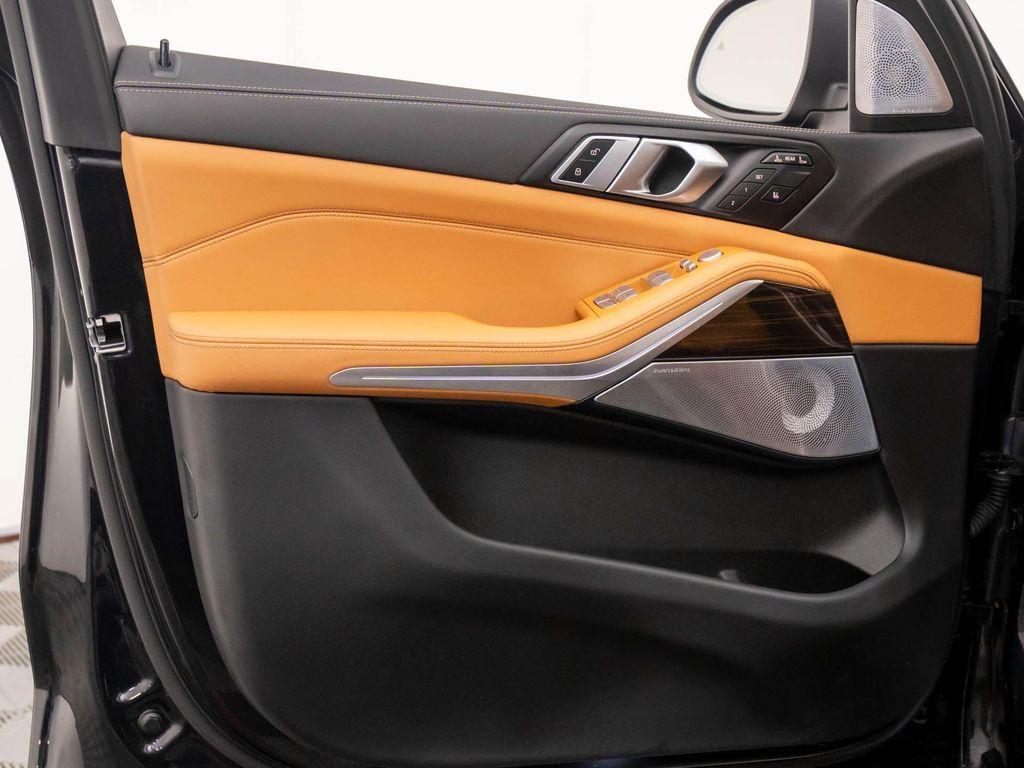 used 2025 BMW X7 car, priced at $77,000