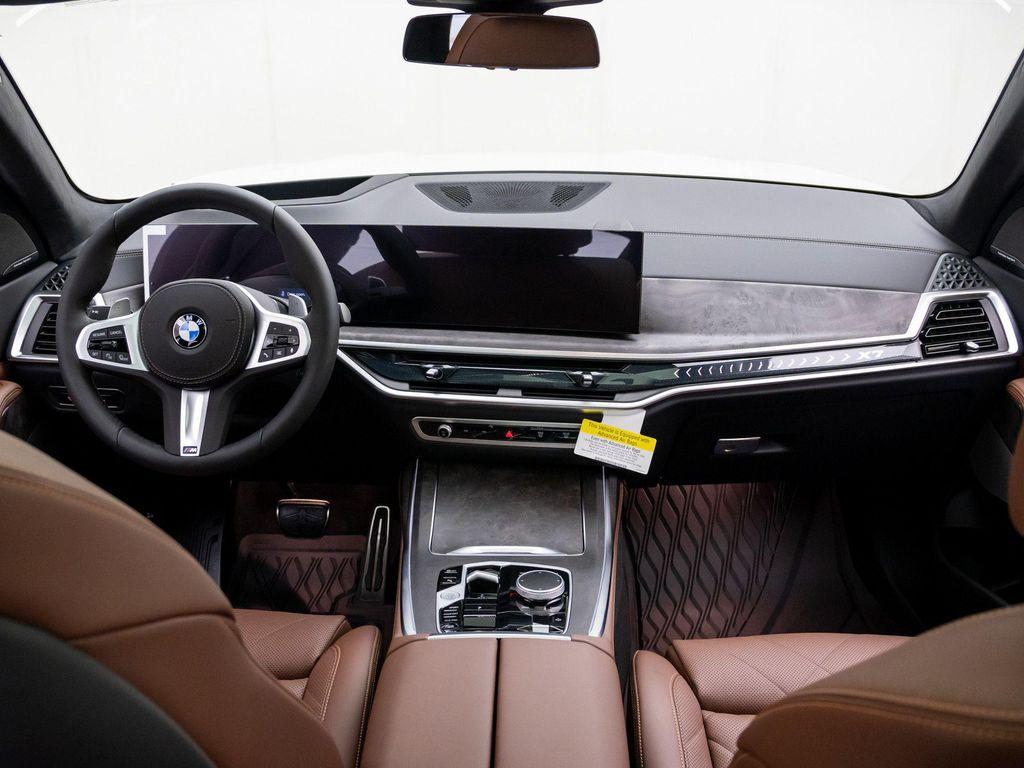 new 2027 BMW X7 car, priced at $98,602
