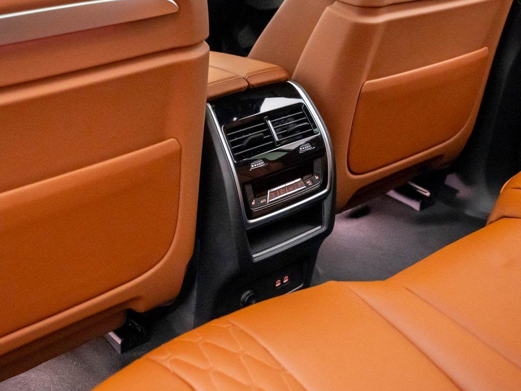 new 2026 BMW X7 car, priced at $123,810