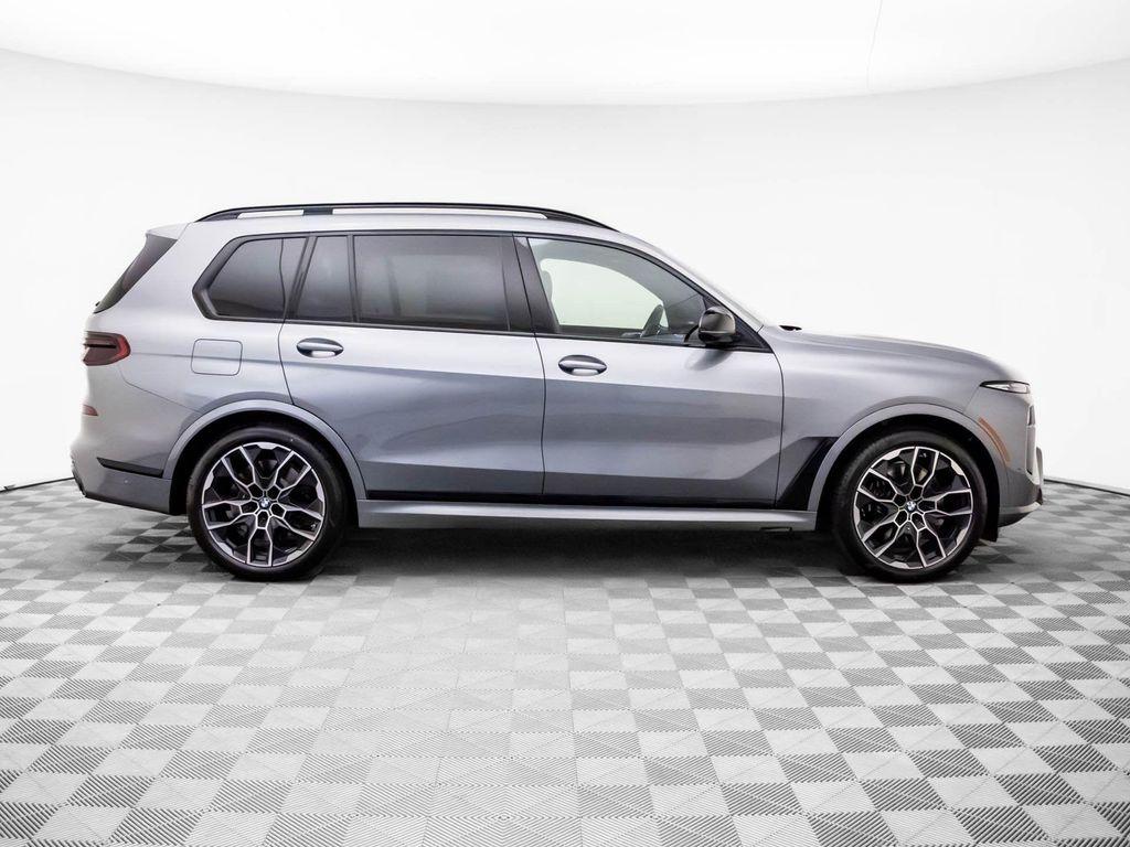 new 2026 BMW X7 car, priced at $123,810