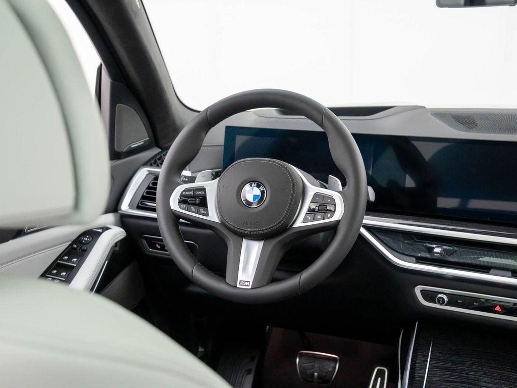new 2026 BMW X7 car, priced at $98,985