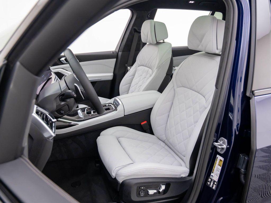 new 2026 BMW X7 car, priced at $98,985