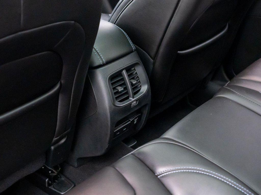 used 2019 Jeep Cherokee car, priced at $21,112