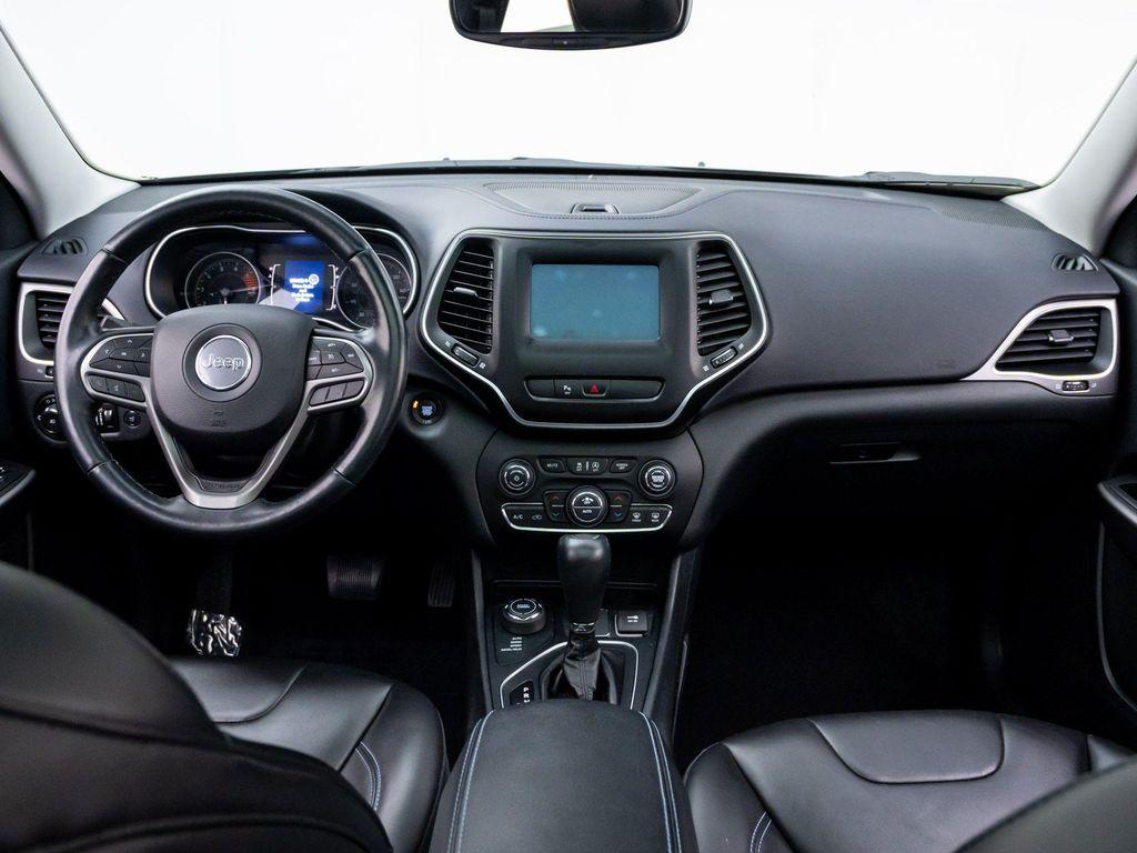 used 2019 Jeep Cherokee car, priced at $21,112
