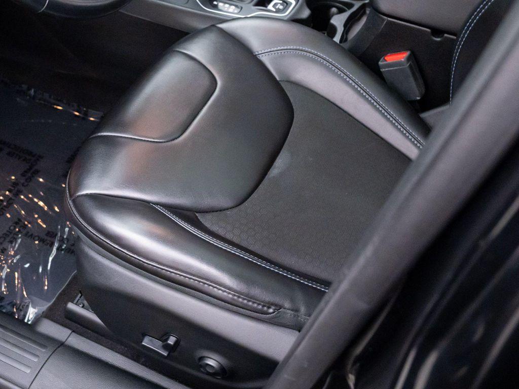 used 2019 Jeep Cherokee car, priced at $21,112