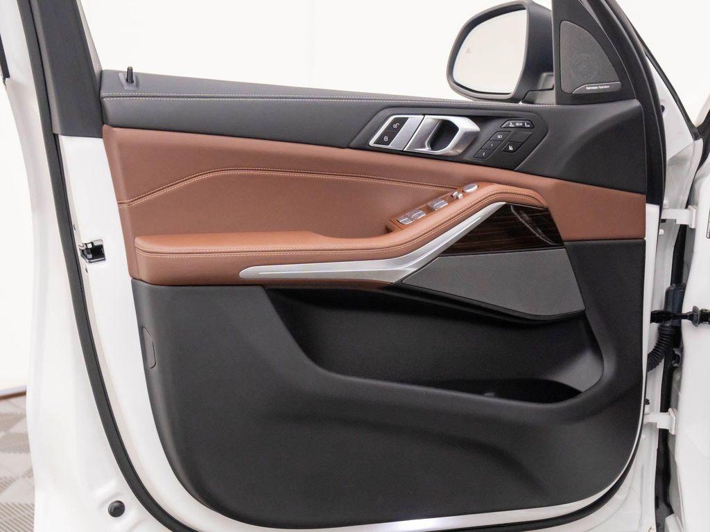 used 2025 BMW X7 car, priced at $78,400