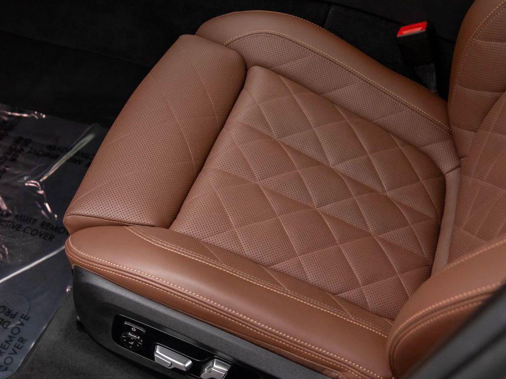 used 2025 BMW X7 car, priced at $78,400