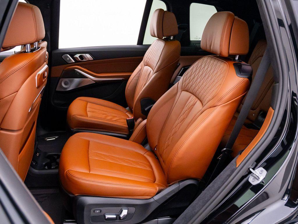 new 2027 BMW X7 car, priced at $129,667
