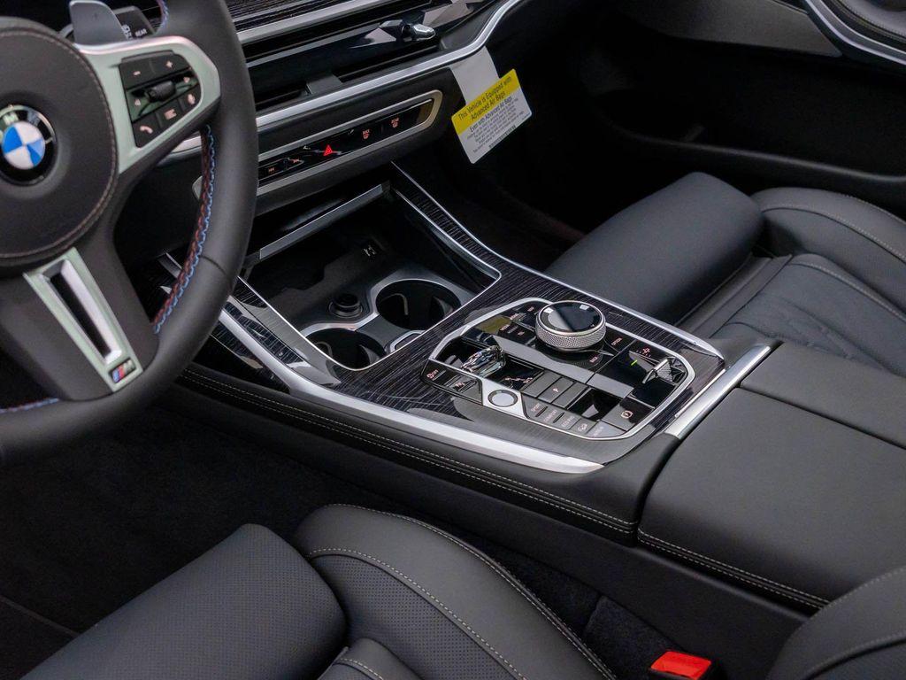 new 2027 BMW X7 car, priced at $124,912