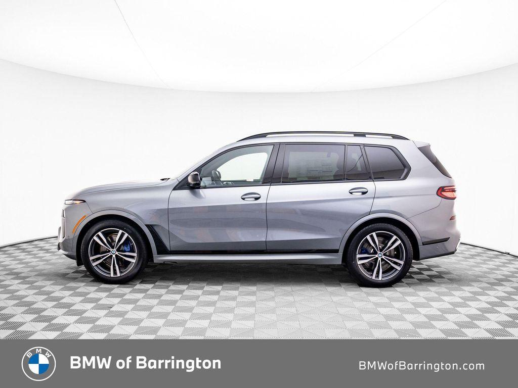 new 2025 BMW X7 car, priced at $118,405