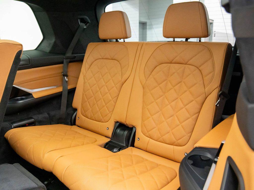 new 2026 BMW X7 car, priced at $97,539