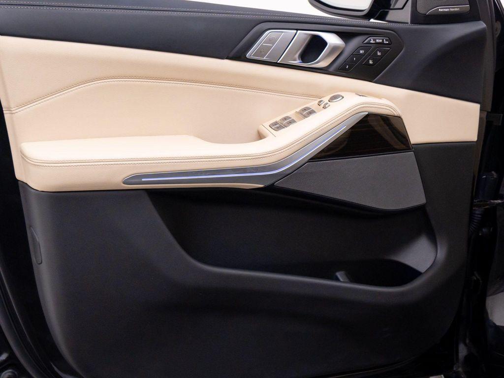 used 2021 BMW X7 car, priced at $40,000