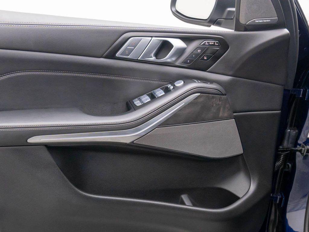 new 2026 BMW X7 car, priced at $92,835