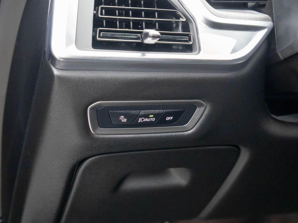 new 2026 BMW X7 car, priced at $92,835