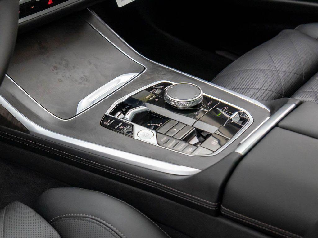 new 2026 BMW X7 car, priced at $92,835