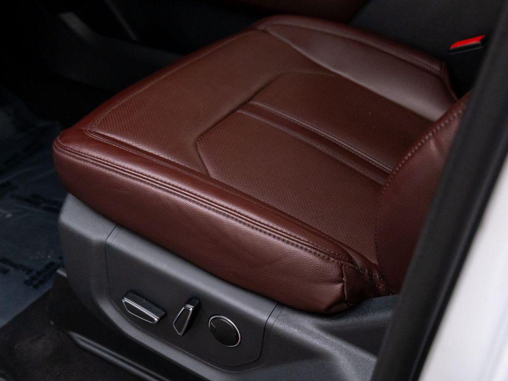 used 2023 Ford Expedition car, priced at $54,600