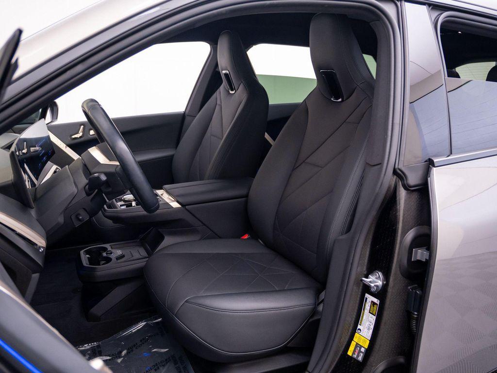BMW iX view 17