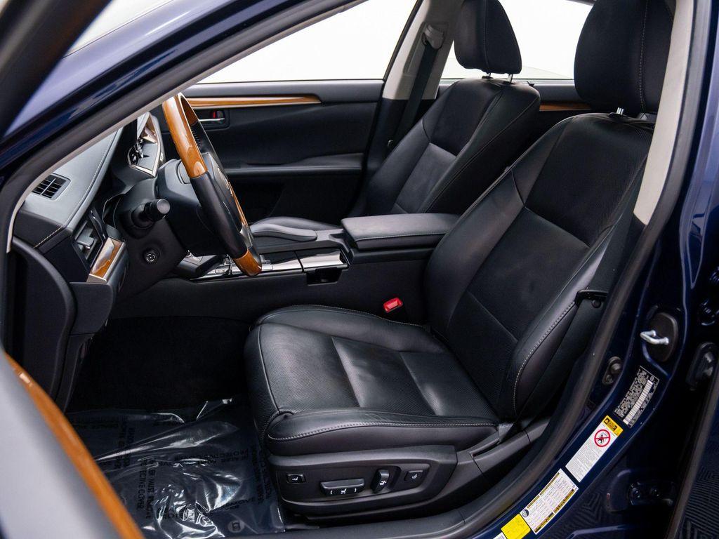 used 2015 Lexus ES 300h car, priced at $22,000