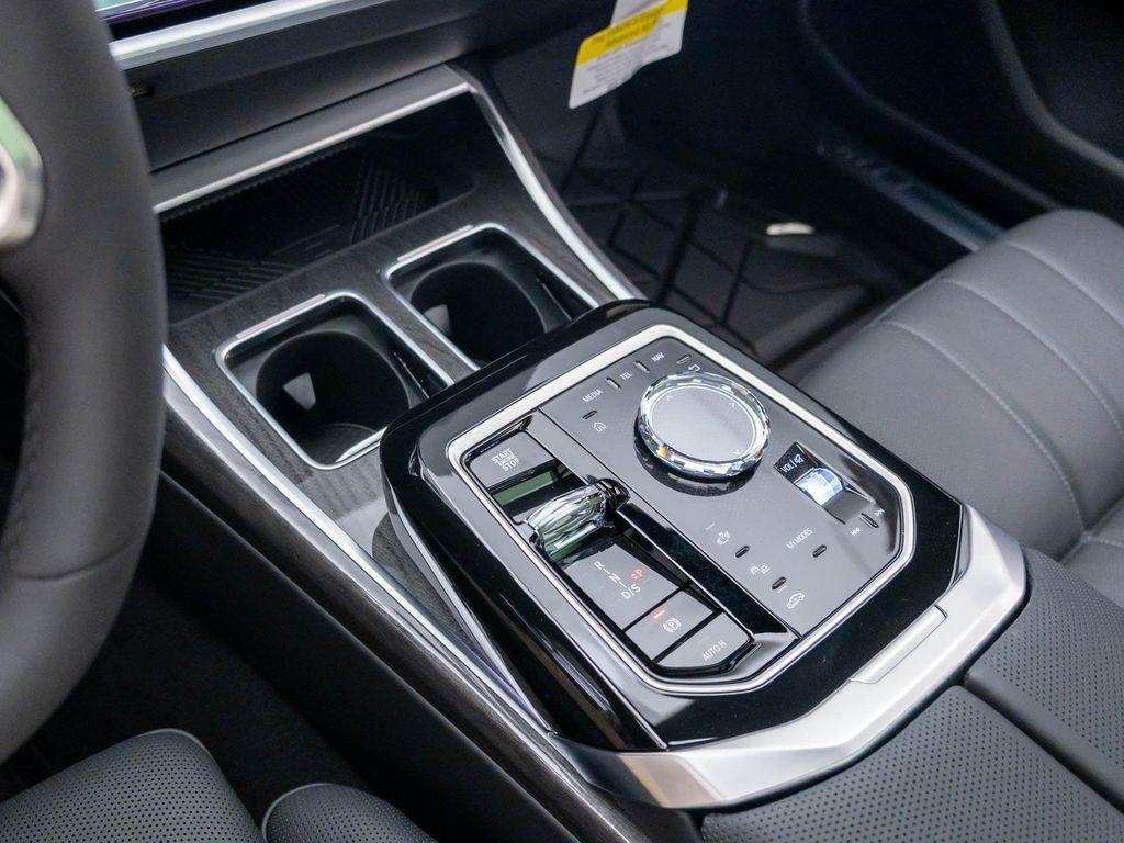 new 2026 BMW 760 car, priced at $139,617